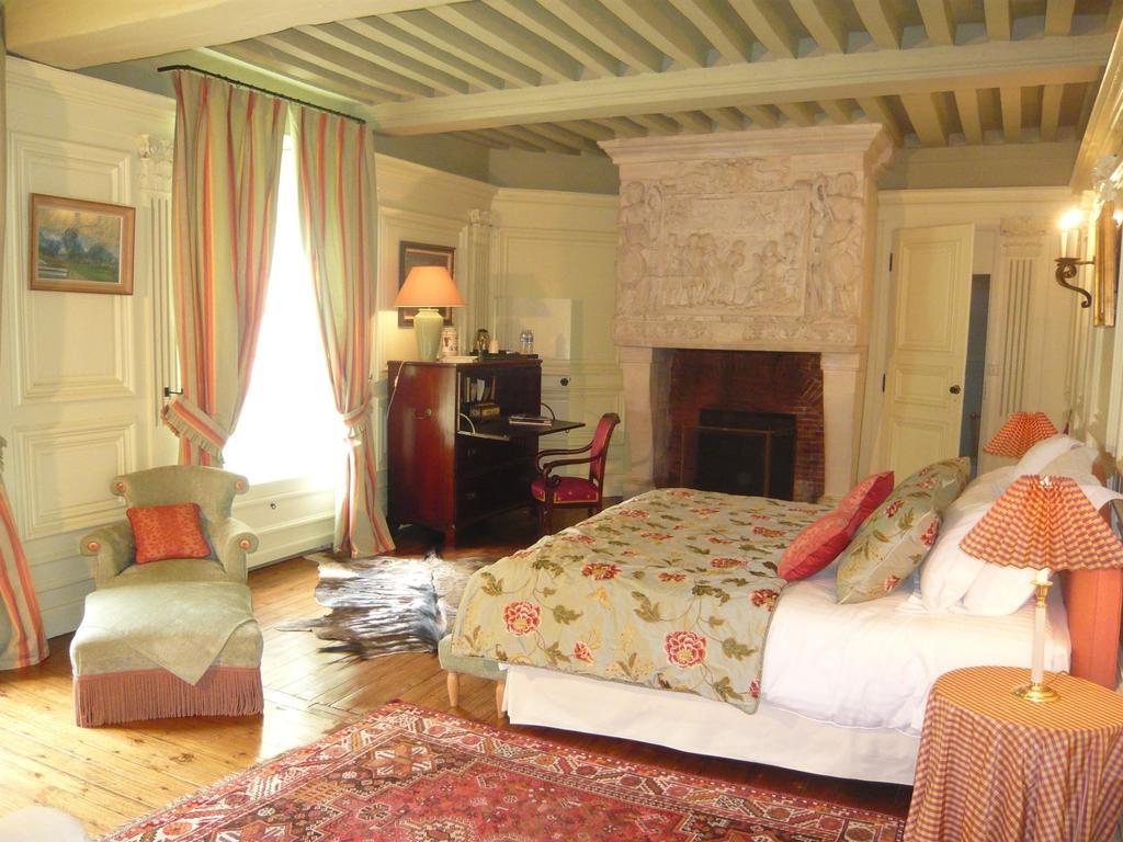 Chateau De Beneauville Panzió Petiville  Kültér fotó